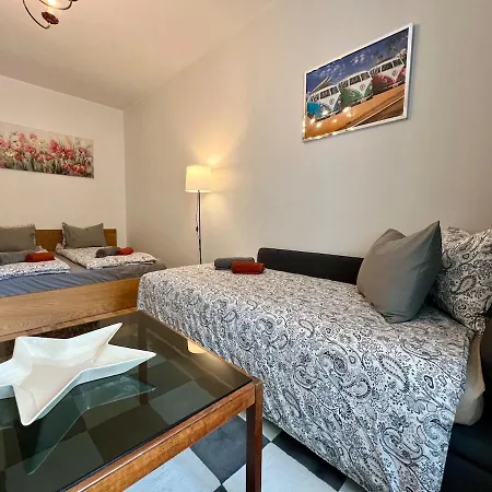 Korter Self Check In Cozy Near By Bus Station Tallinn